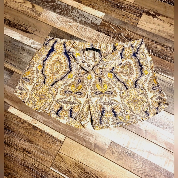 NWOT - Gypsy 05 SZ M silk shorts - Picture 1 of 3